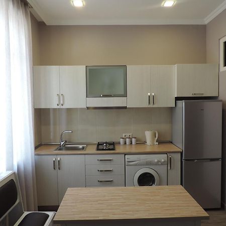 Modern Apartment Батуми Экстерьер фото