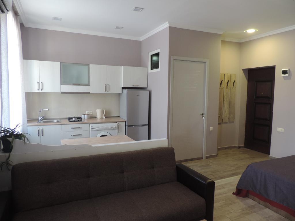 Modern Apartment Батуми Экстерьер фото